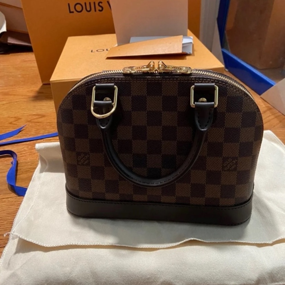 Louis Vuitton alma bb